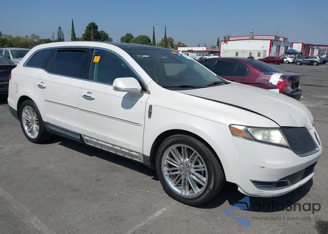 2014 Lincoln Mkt Ecoboost z USA, uszkodzony, nr VIN 2LMHJ5ATXEBL51414